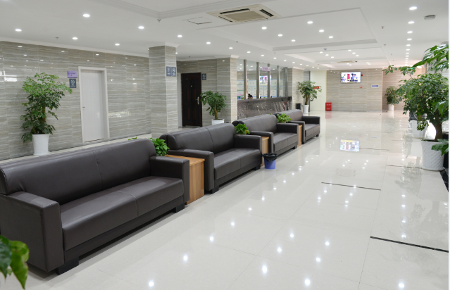 邛崃可利特结石医院最新招聘信息_公司环境 -